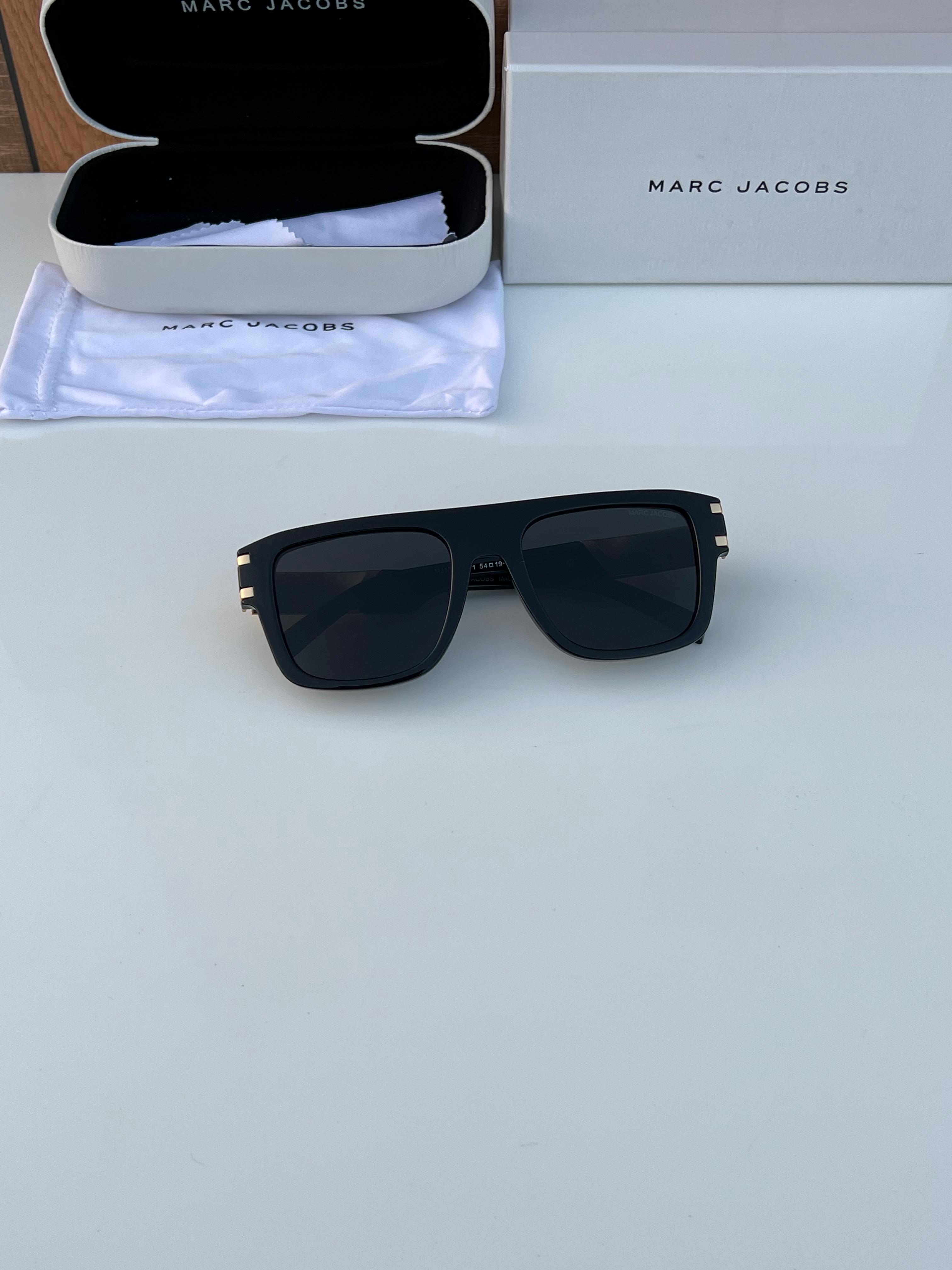 Marc_jacob_s 7900
