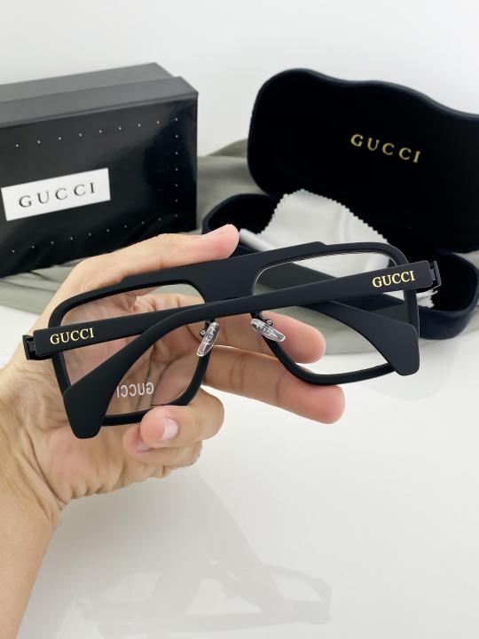 Gu_cci black white 1295