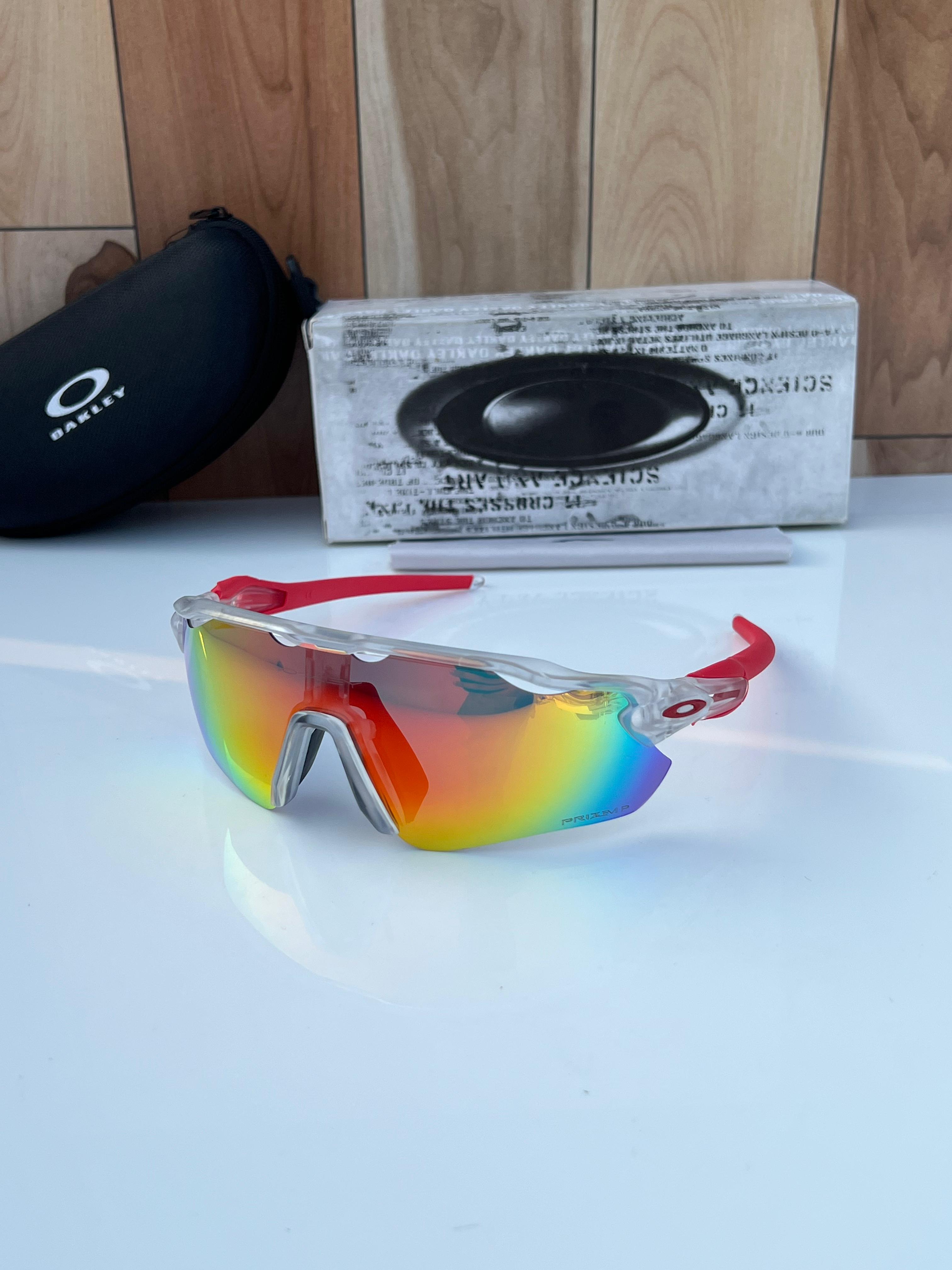 Oakl 9208 white red