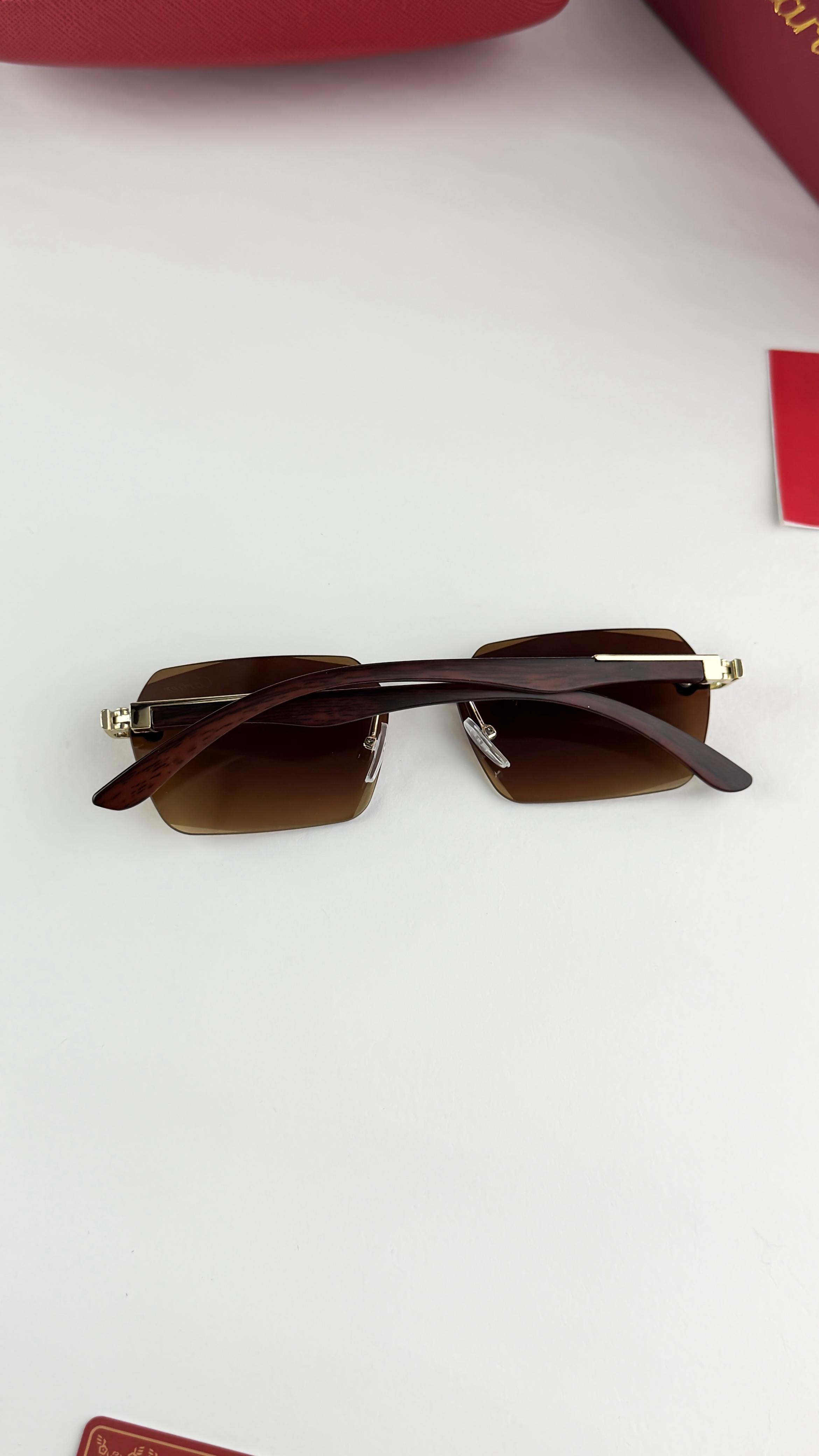 CAR GOLD BROWN 7559