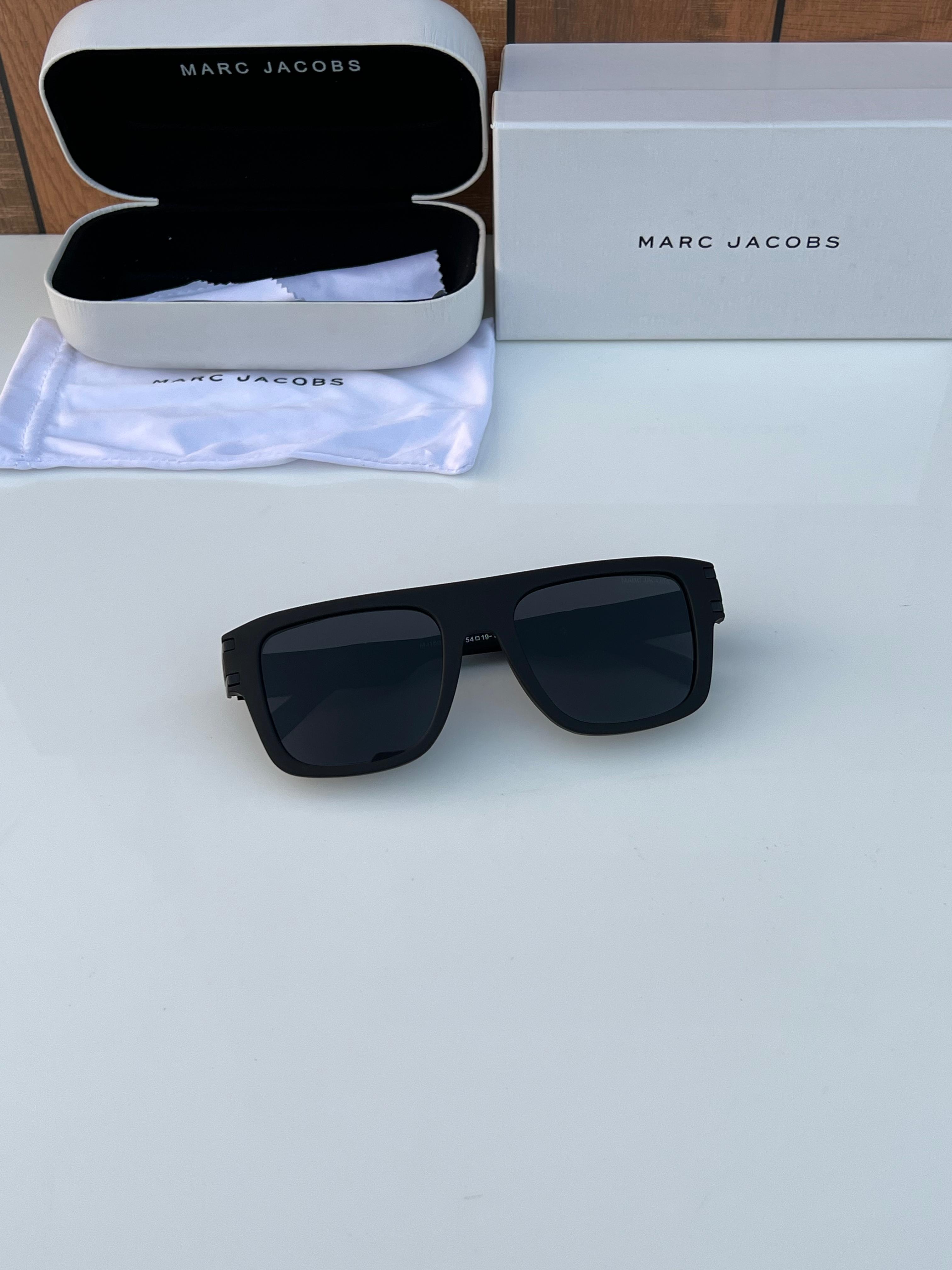 Marc_jacob_s 4620