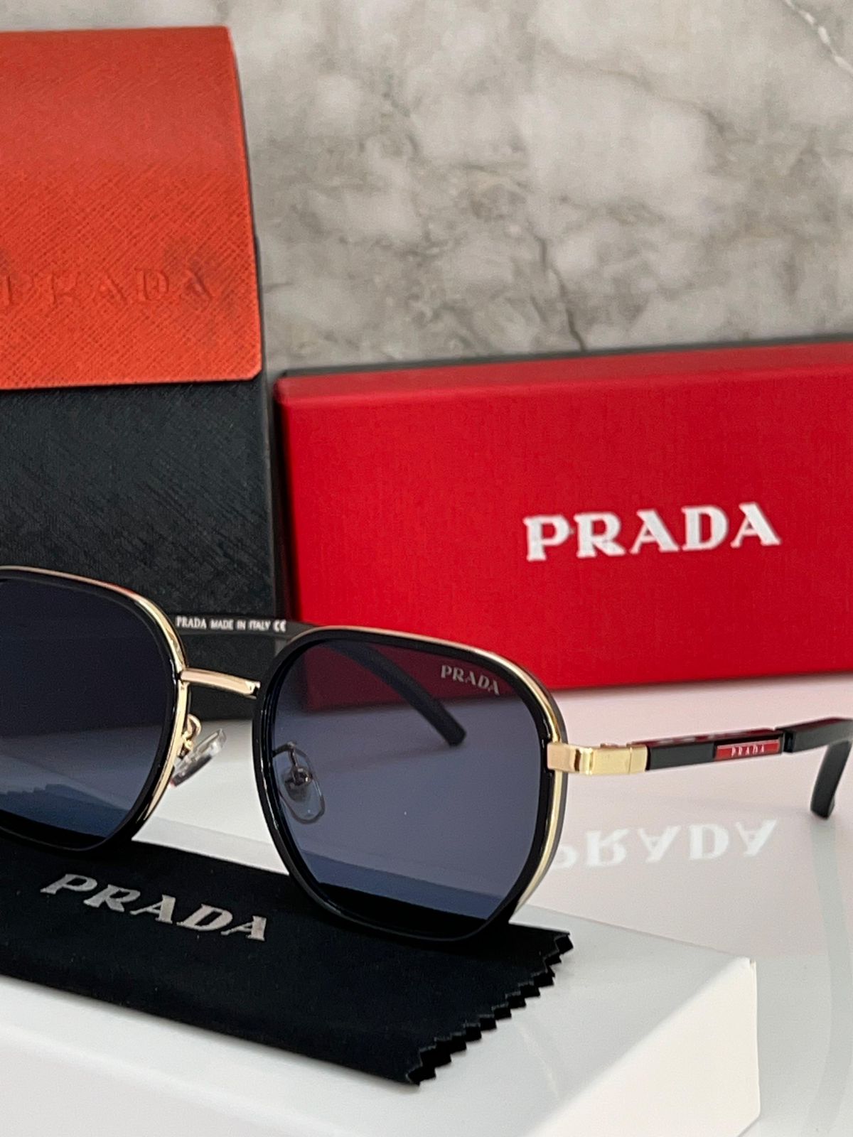 Pra_da 8152